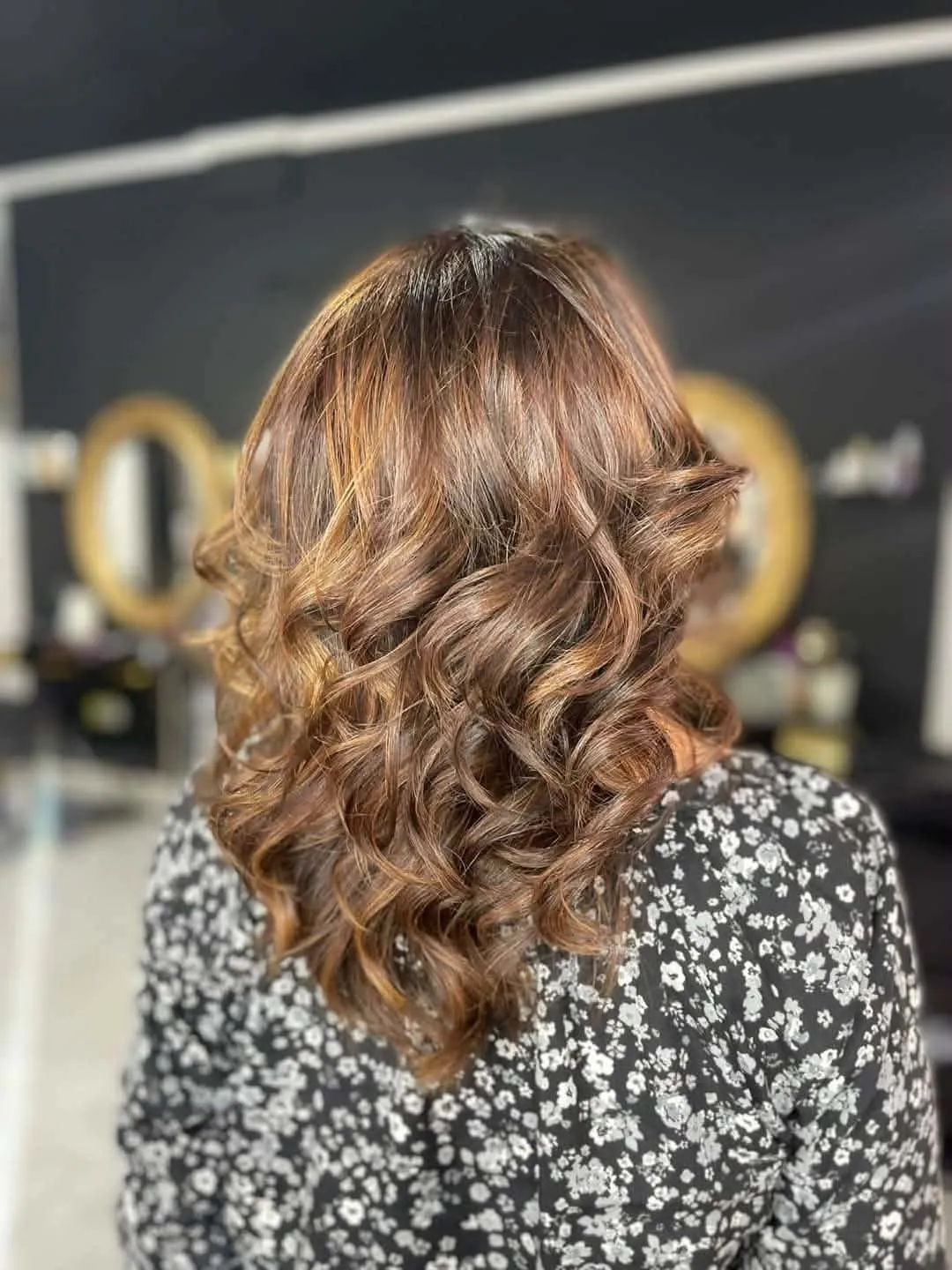 Coafură împletituri salon femei