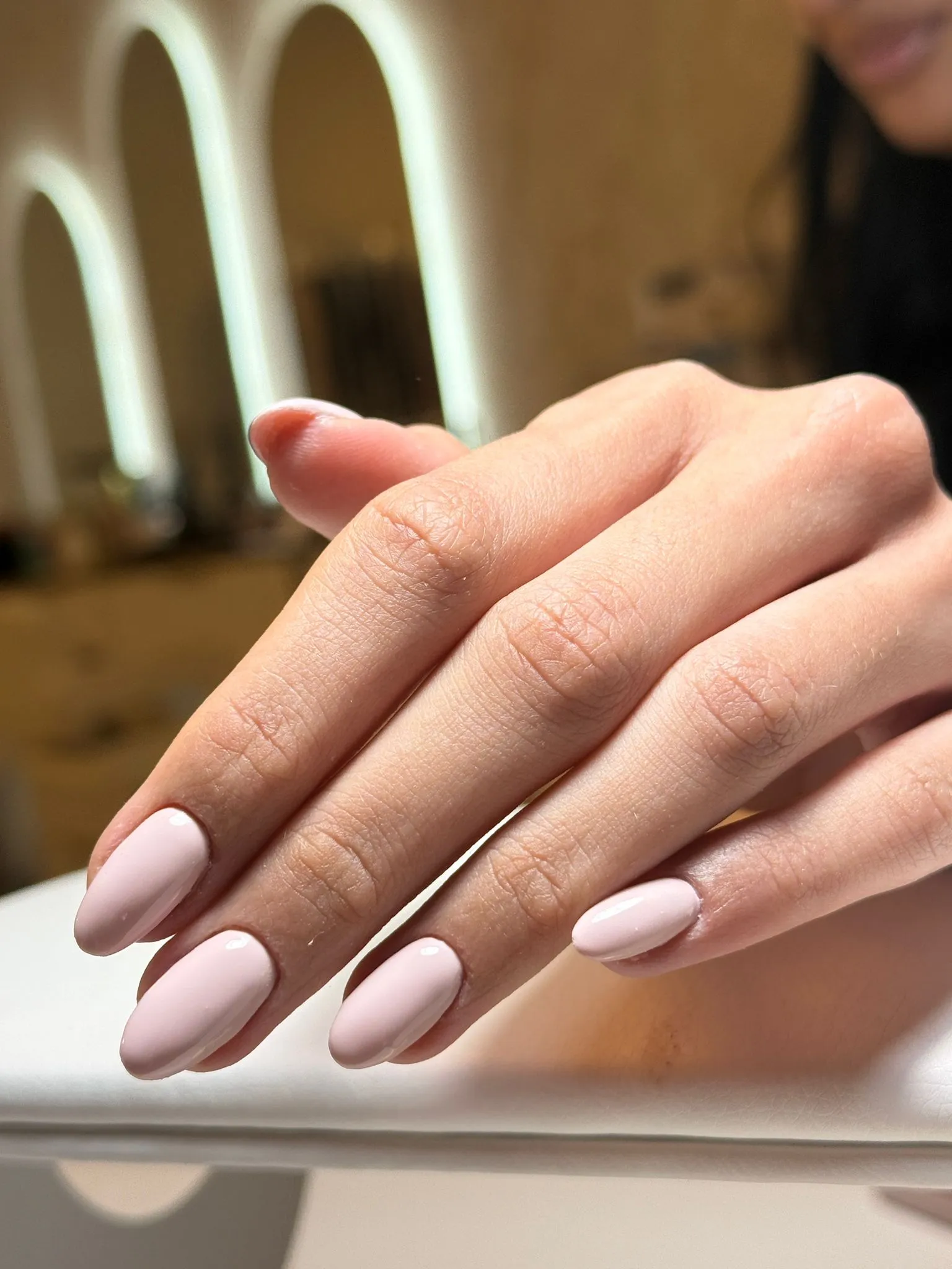 Manichiură specială cu design nail art Unirii